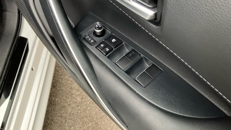 Toyota Corolla 1.8 VVT-i Hybrid Design 5dr CVT Hybrid Hatchback